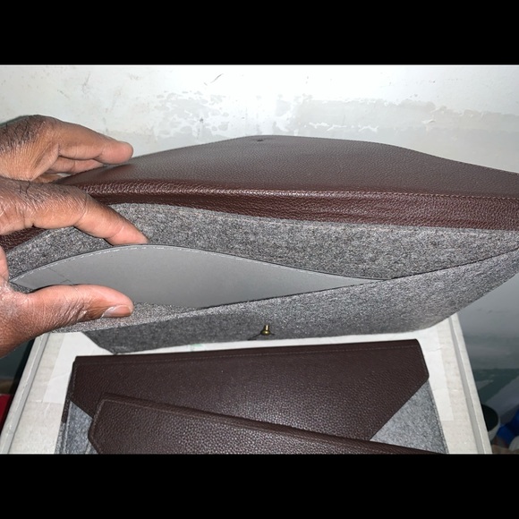 Felt computer/ tablet sleeve - Picture 3 of 3